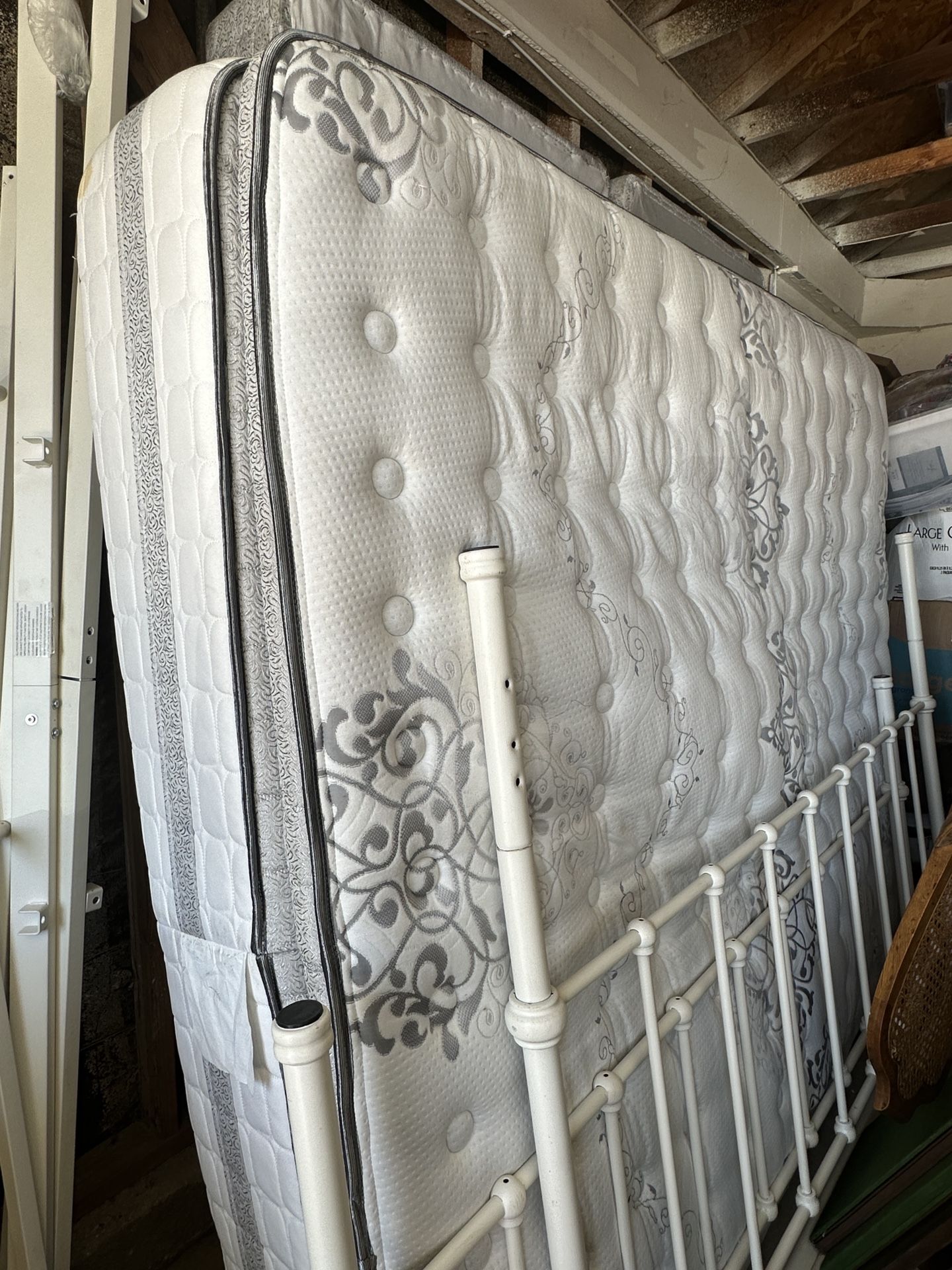 Cal king + Bed Frame + Box Springs for Sale in Beaumont, CA OfferUp