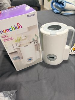 Munchkin Digital Bottle Warmer