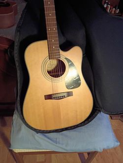 Fender dg10 ce
