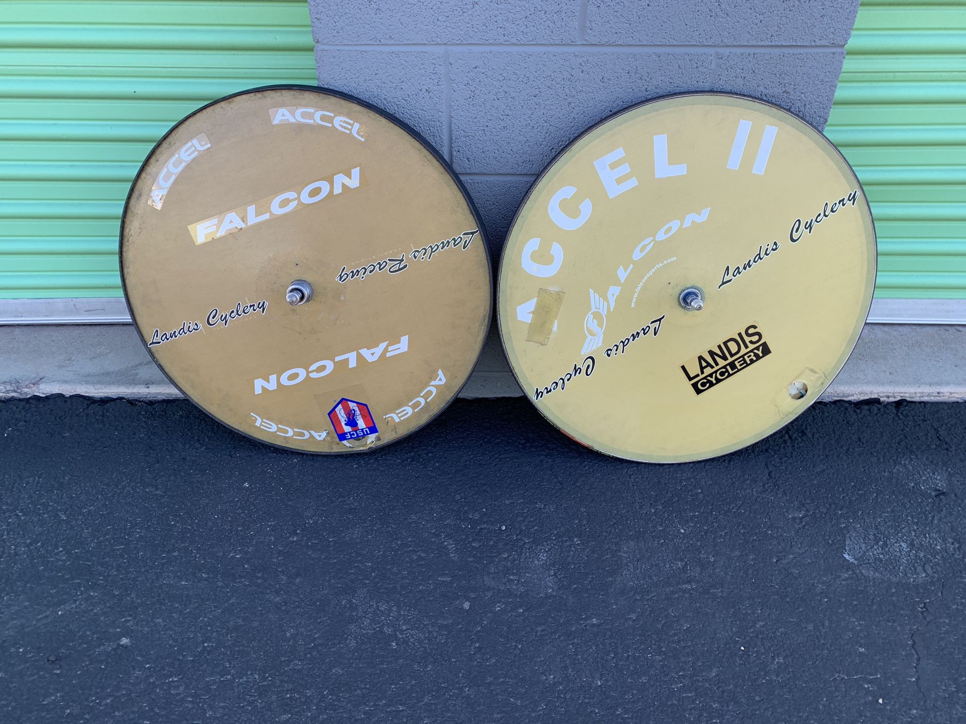 Falcon Accel Track Disc Wheels, 700c Front and Rear