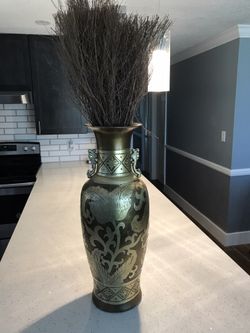 Gold Vase 