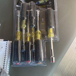 Klein Through Handle Nut Driver Magnetic Set