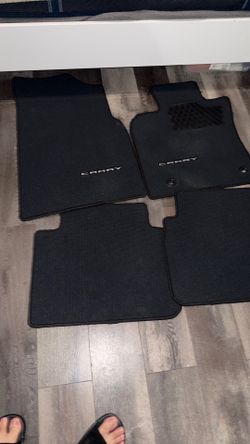 Toyota Camry SE  2024 Mats