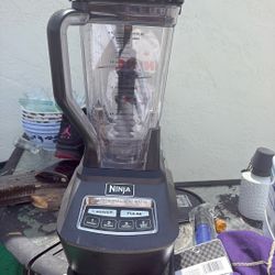 Ninja Blender 