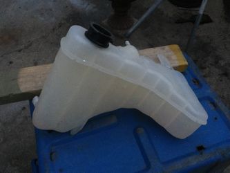 Chrysler 300 expansion tank