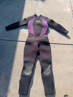 Full Body Wet Suit.