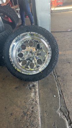 22x12s on 33s tires 85% no bents no curve rashes