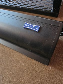 Movie screen auto