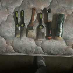 Paint Brushes