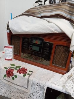 Vintage CD Player And Cassette Player Inhaler Vatrlt $26 Each