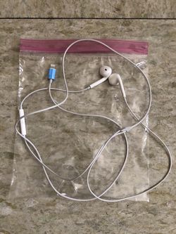 iPhone bluetooth headphones