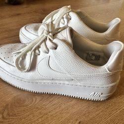 Nike Airforce 1 Sage Low