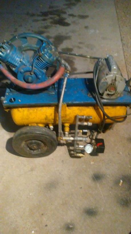 Double head Jacuzzi brothers compressor.