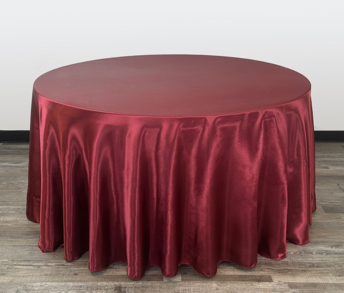 Round Table Cloths 