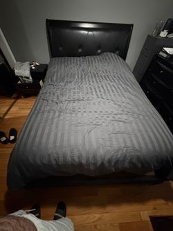 Queen size bed