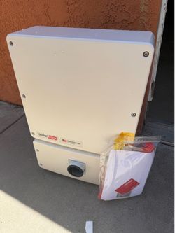 Solaredge home hub inverter