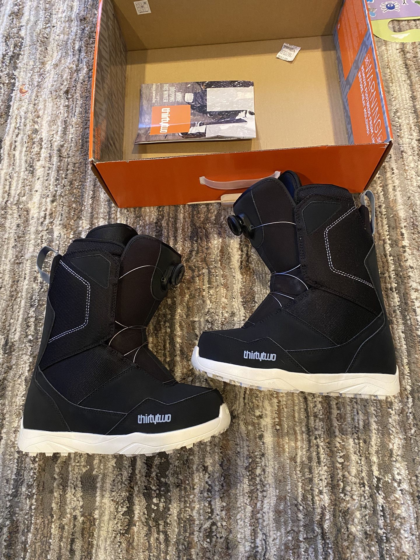 ThirtyTwo Shifty Snowboard Boots Women 8 Boa