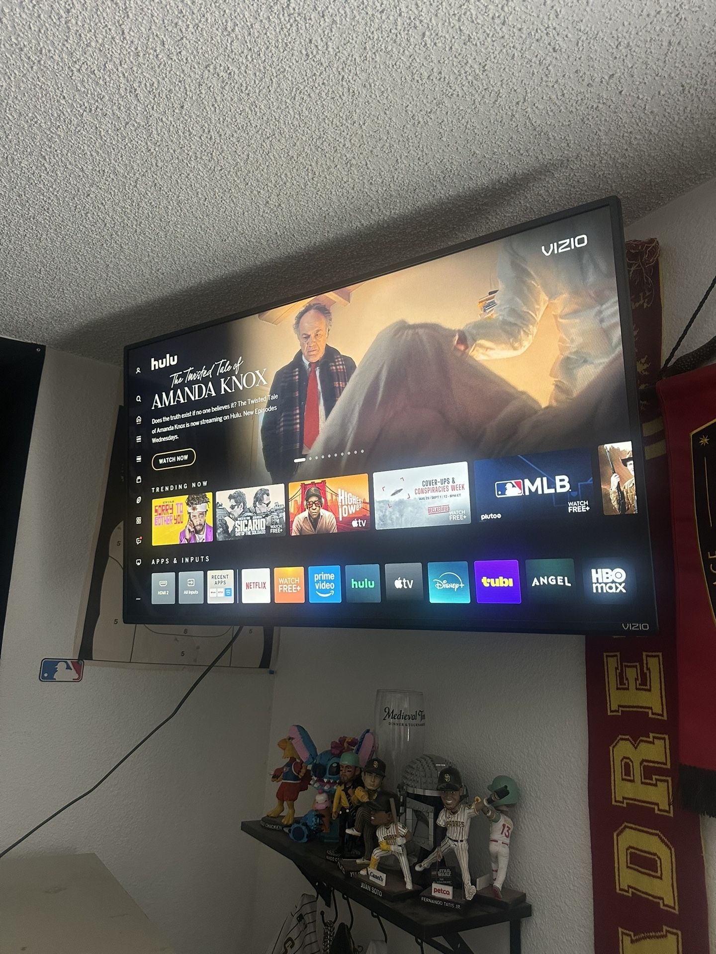 44” Vizio Smart Tv
