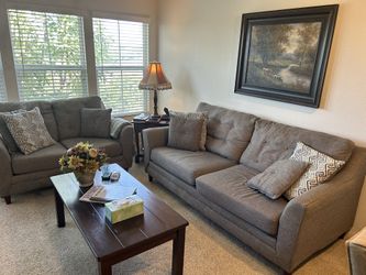 Furniture Package For Sale ( Queen Bed, Dining Table,sofa,loveseat,TV,night Stands