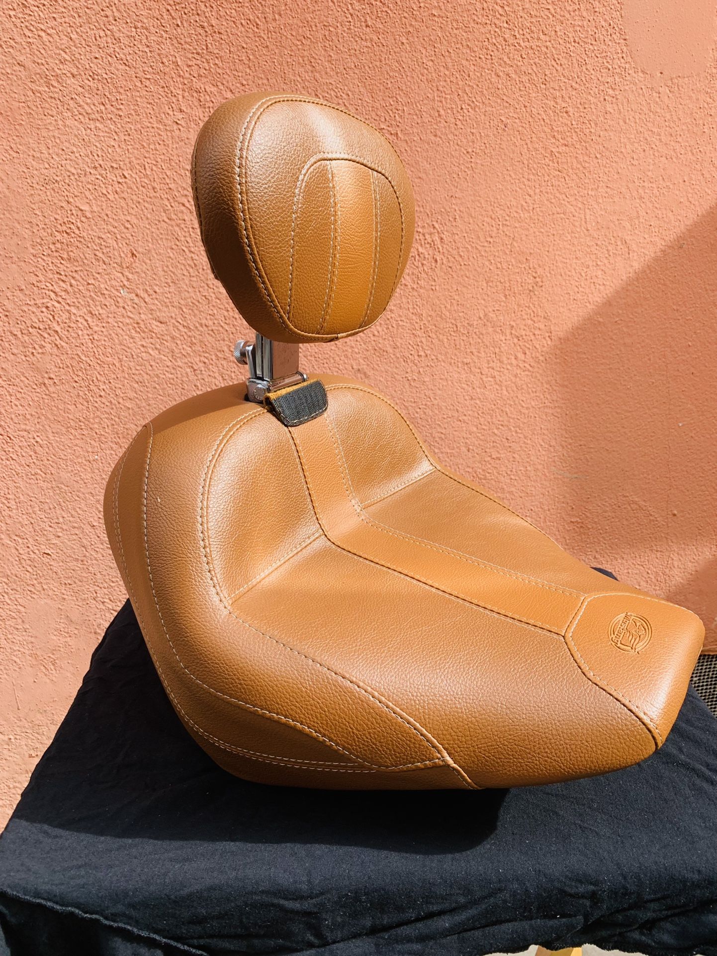 Mustang Solo Seat for Indian Scout 79506MV used With Back Rest for