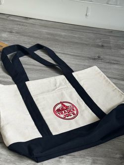 Trader Joe’s Canvas Reusable Tote Bag – Cream & Navy – New With Tags