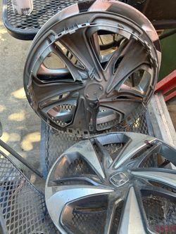Tapaderas para honda Civic las 3 por 110 dólares