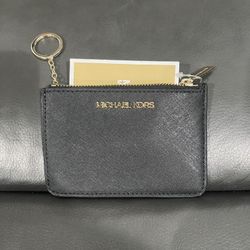 Authentic Michael Kors Coin Bag. $55 Pick Up In Van Nuys
