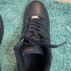 Nike Black Airforces