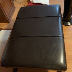 Coffee Table/ Ottoman