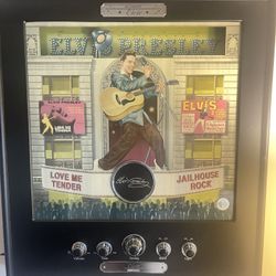 Elvis Presley AM FM radio