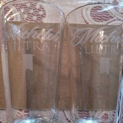 2 Michelob Ultra pint glasses