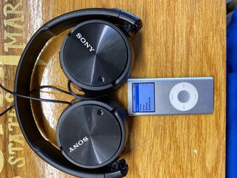Sony noise canceling headphones and 2gb iPod