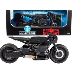 McFarlane Toys DC Multiverse Batcycle - Collectible