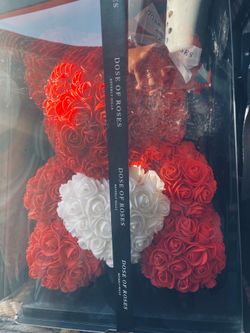 Dose of Roses -Beverly Hills Red Bear w/White Heart