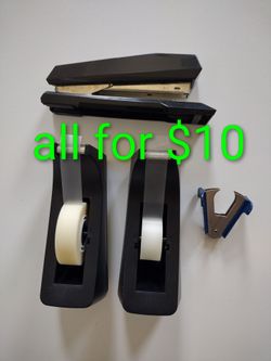 Office Desk Tape Dispenser , stapler & staples remover bundle ( Excellent condition, looks like new )