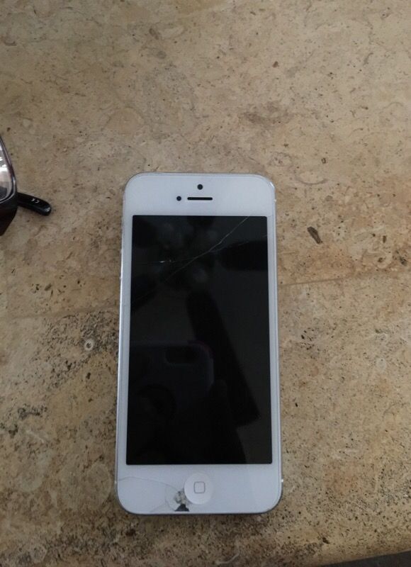 White iPhone 5