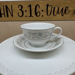 Vintage English Garden Fine China of Japan Tea Cup & Saucer