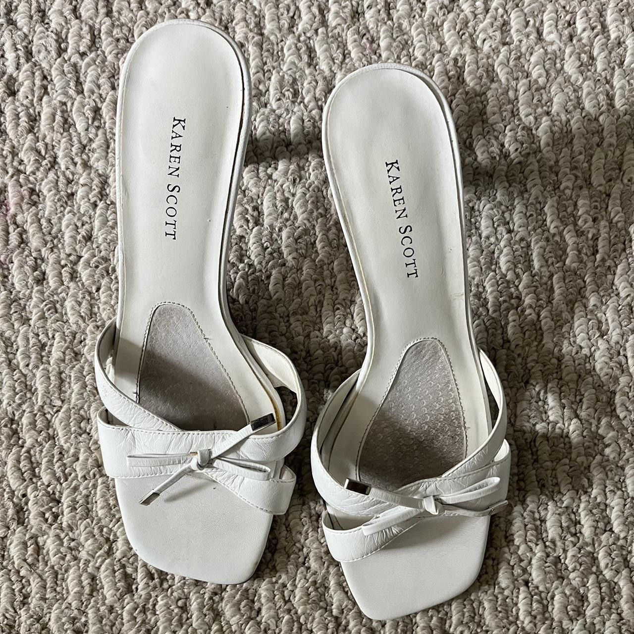 Karen Scott White Kitten Heels Size 7