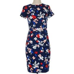 Elegant navy dress with a vibrant floral print. Perfect for any occasion.Banana Republic Factory Store

Size 0Casual dress