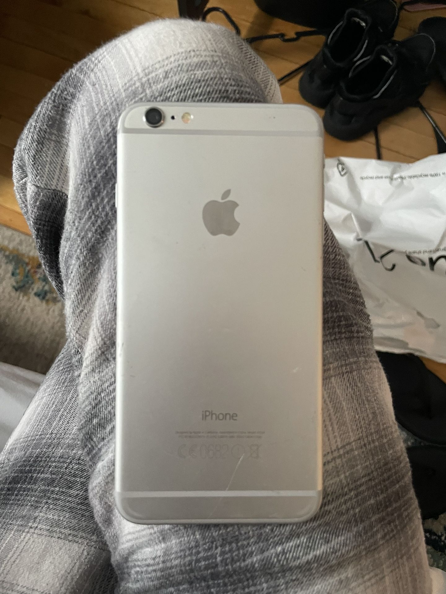 Broken iPhone 6