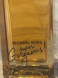 Mkors perfume