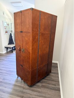 Restoration hardware trunk