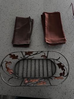 Wired Bread Basket & Dinner Baskets