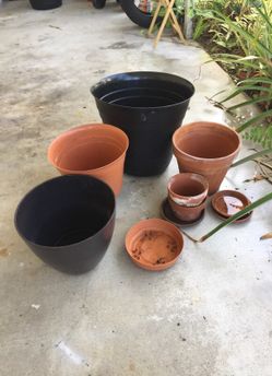 Misc used pots get them today