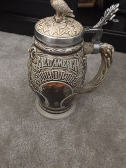 Wildlife stein