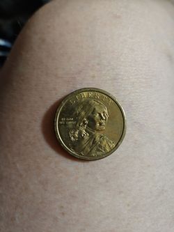 Gold coin