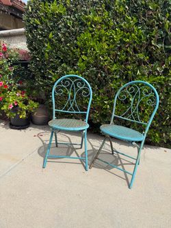 Vintage bistro chairs/pair of outdoor chairs/bistro chairs