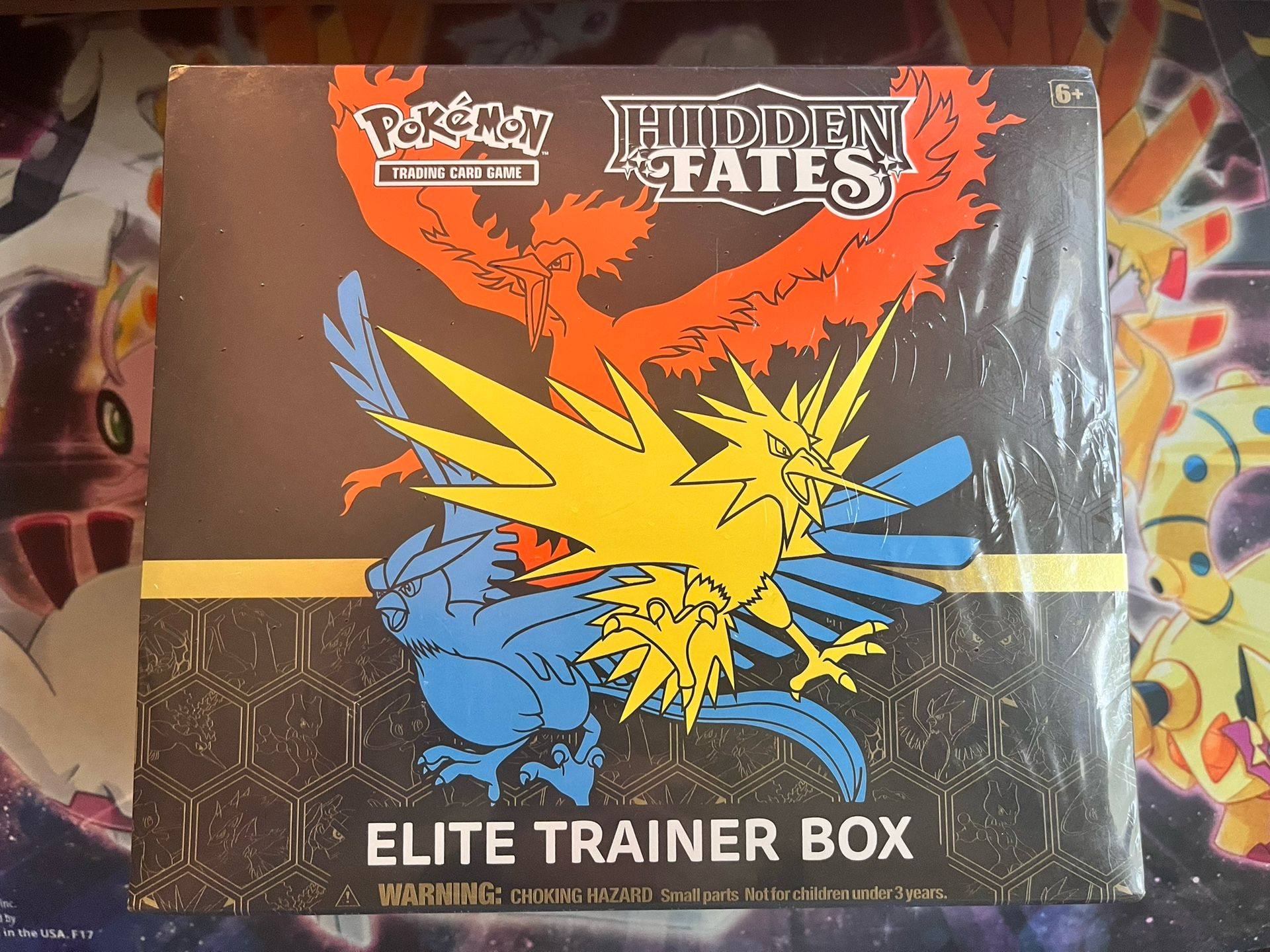 Pokemon SEALED Hidden Fates Elite Trainer Box