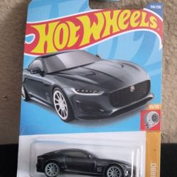 2022 Hot Wheels "2020 Jaguar F-Type"  -  SUPER TREASURE HUNT! - #158/250