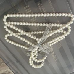 Pearl Hangers 